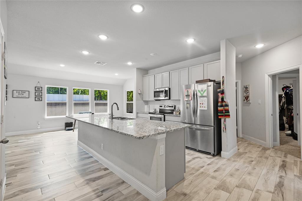 Redford Place Addition - Residential Lease