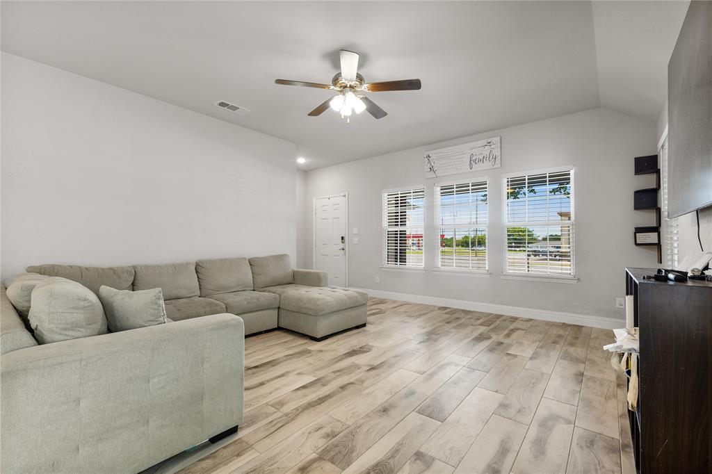 Redford Place Addition - Residential Lease