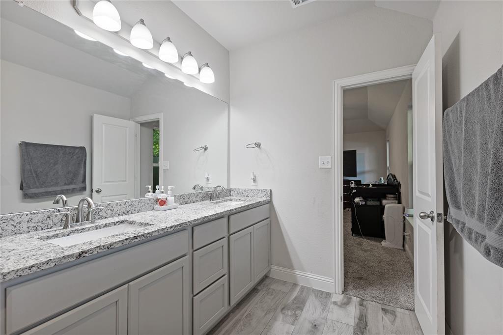 Redford Place Addition - Residential Lease