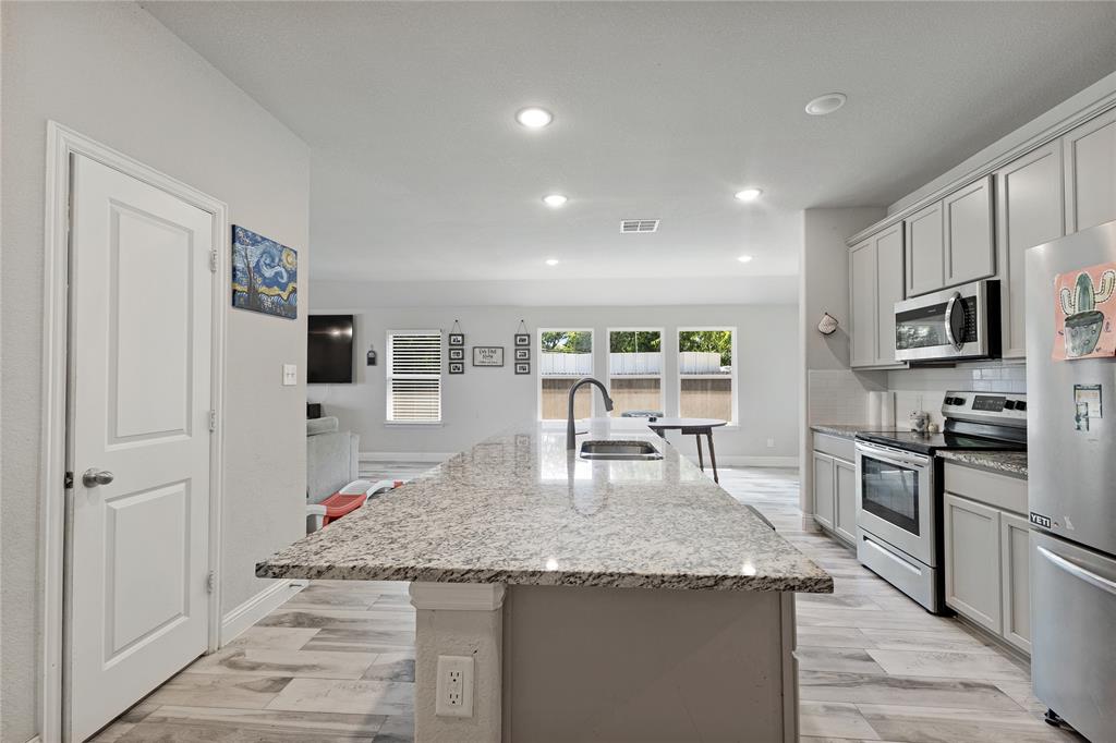 Redford Place Addition - Residential Lease