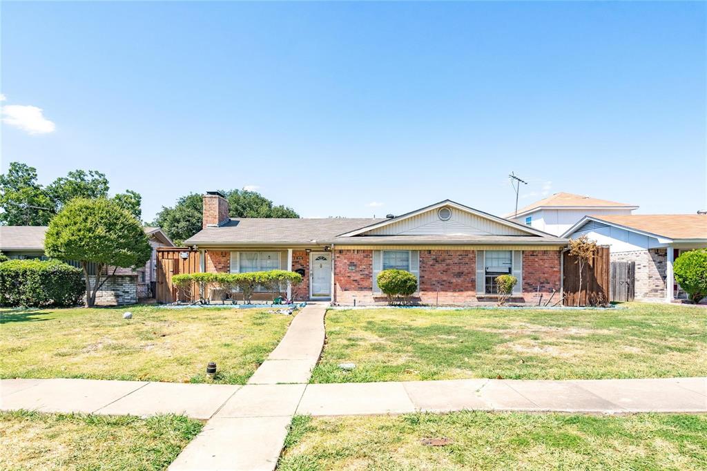 1809 Crockett Street