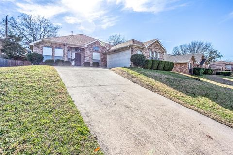 A home in DeSoto