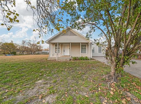 A home in Leonard