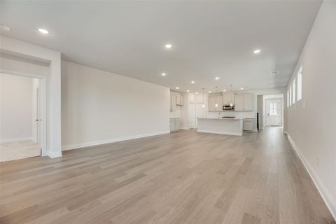 Tiny photo for 136 Bable Run Street, Little Elm, TX 75068 (MLS # 21235117)