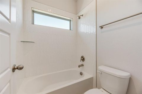 Tiny photo for 136 Bable Run Street, Little Elm, TX 75068 (MLS # 21235117)