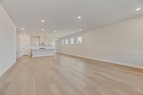 Tiny photo for 136 Bable Run Street, Little Elm, TX 75068 (MLS # 21235117)