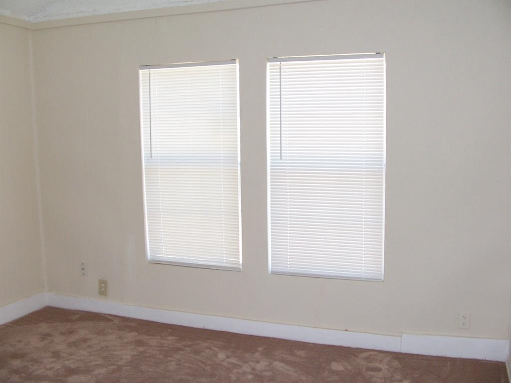 Fort Worth, Texas 76111, United States, 2 Bedrooms Bedrooms, ,1 BathroomBathrooms,Residential,Pending,127299