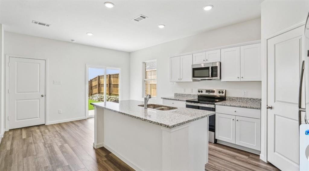 3224 Landslide Drive