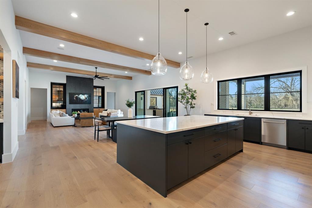 Hidden Creeks Pointe - Residential