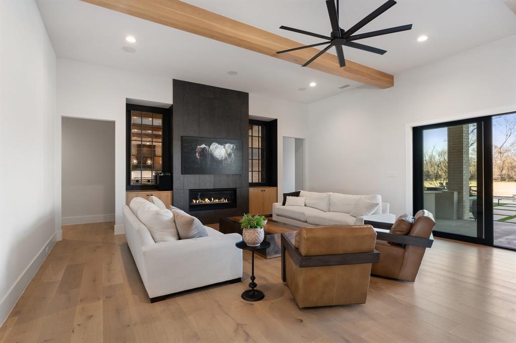 Hidden Creeks Pointe - Residential