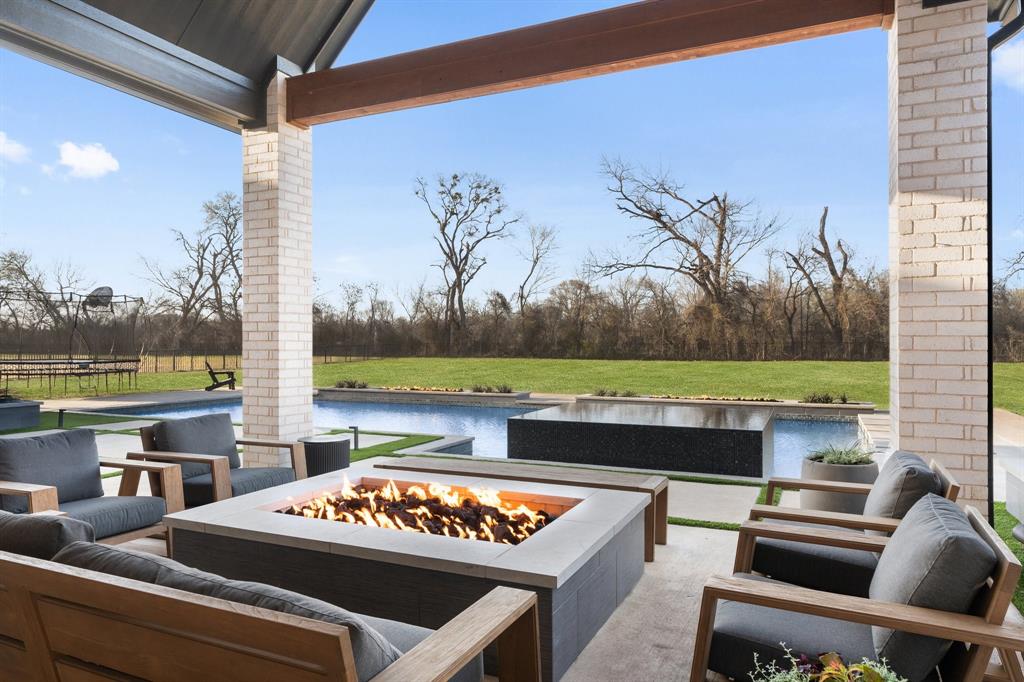 Hidden Creeks Pointe - Residential