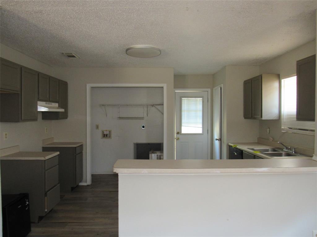 301 County Road 1607