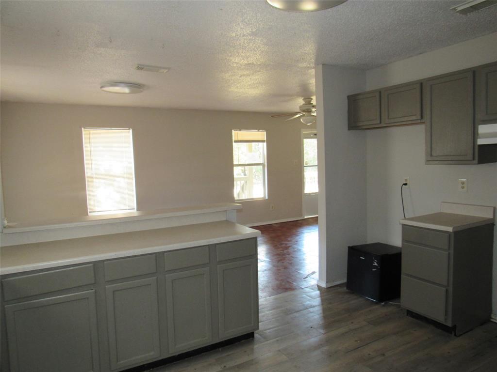 301 County Road 1607