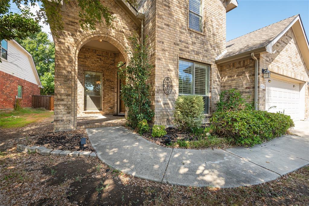 8216 Livingston Lane