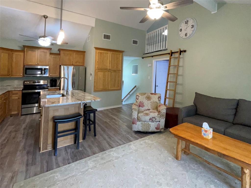Holly Lake Ranch Condo-Shares - Residential