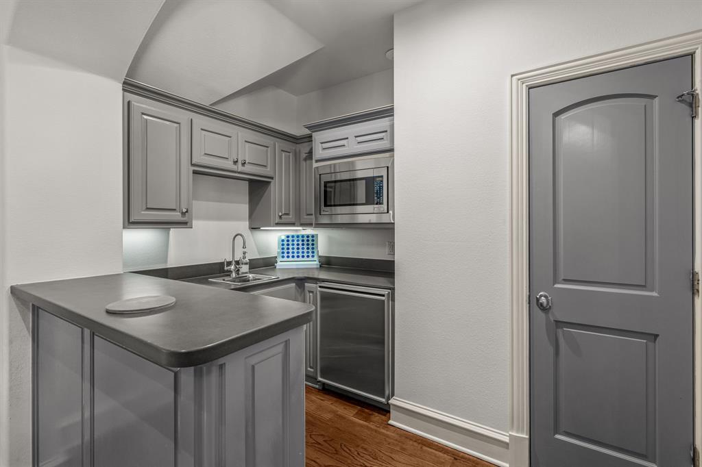 Montserrat - Residential