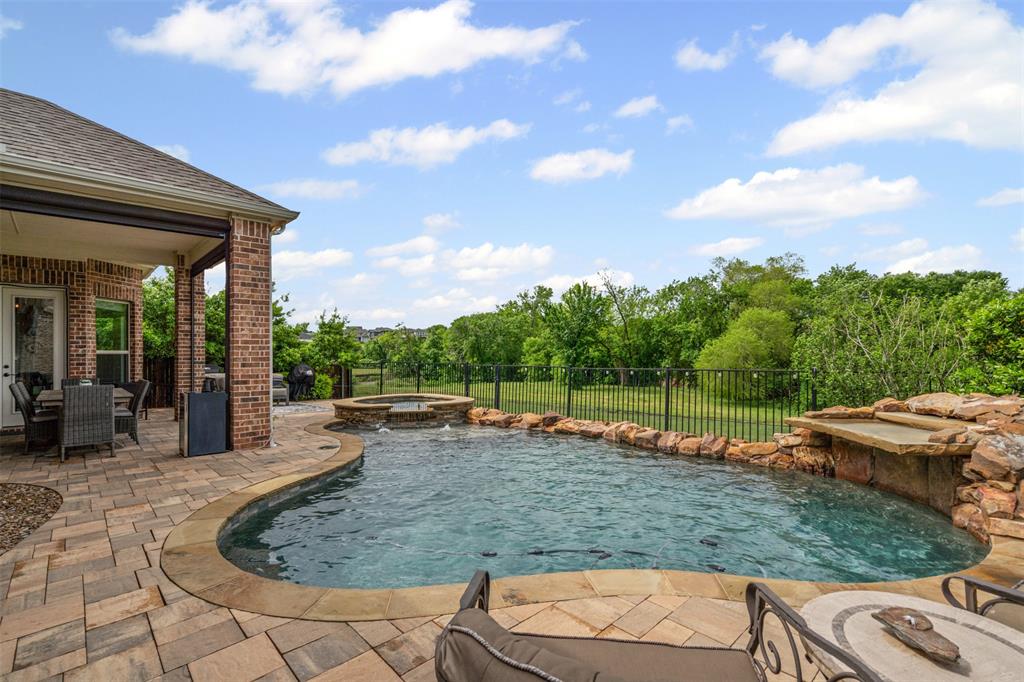 2324 Barton Creek Boulevard