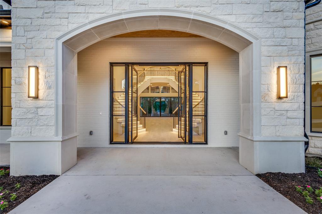 4636 Lake Breeze Drive