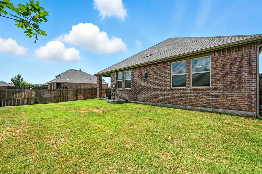 Aubrey, Texas 76227, United States, 3 Bedrooms Bedrooms, ,2 BathroomsBathrooms,Residential,Active,199593
