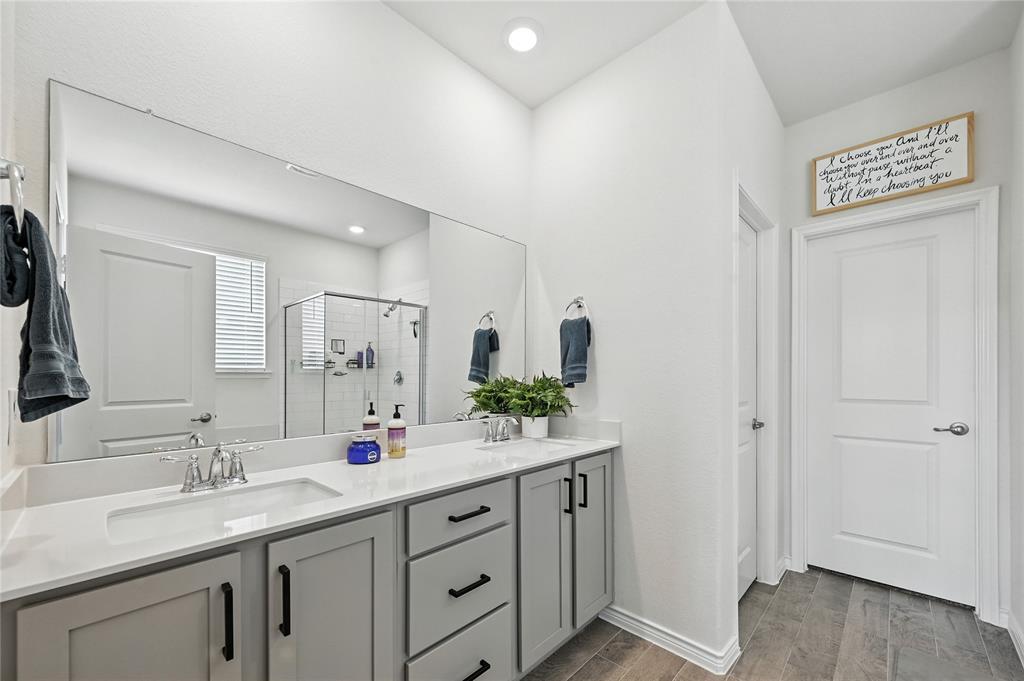 Aubrey, Texas 76227, United States, 3 Bedrooms Bedrooms, ,2 BathroomsBathrooms,Residential,Active,199593