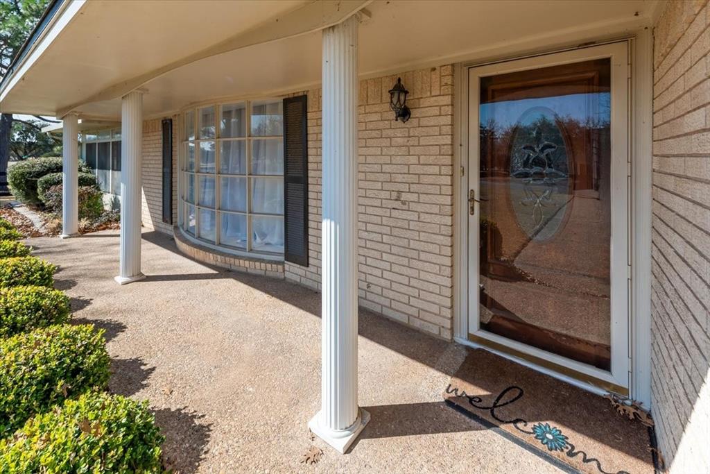 9313 Tree Lake Drive