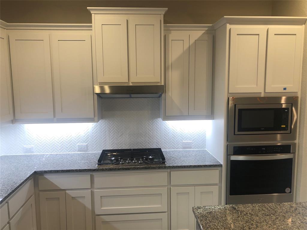 Keller Crossing-D.R. Horton - Residential Lease