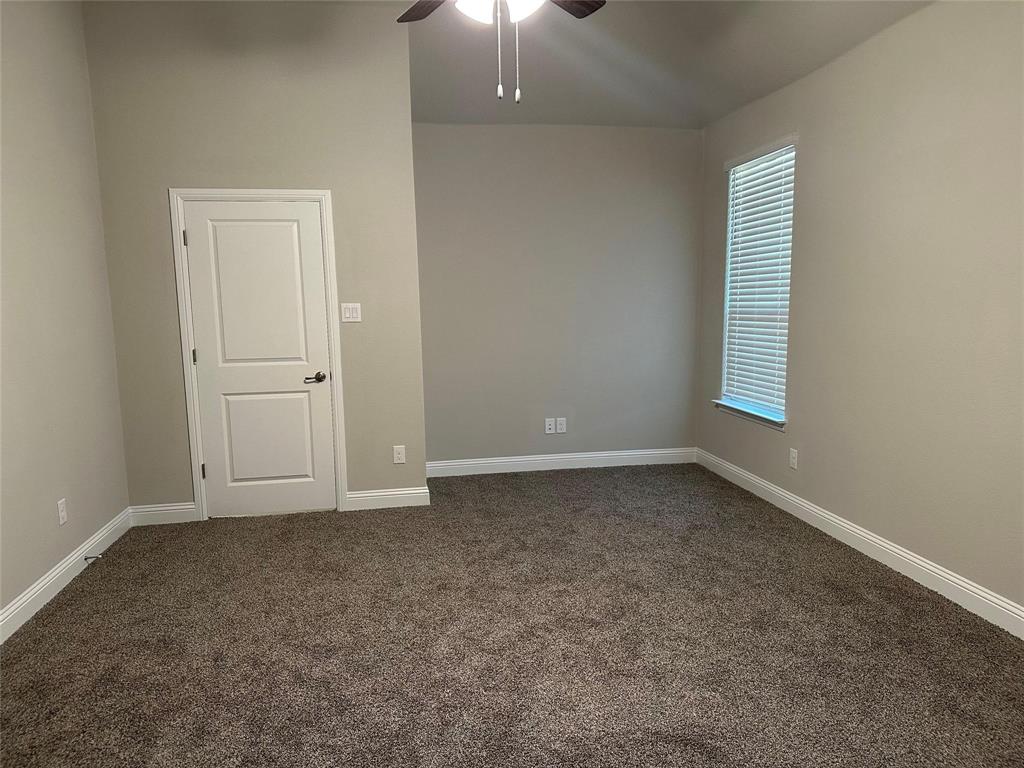 Keller Crossing-D.R. Horton - Residential Lease