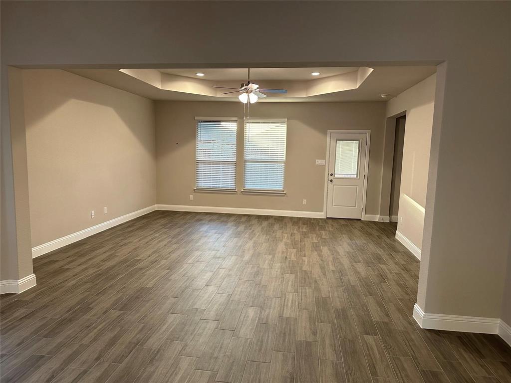 Keller Crossing-D.R. Horton - Residential Lease