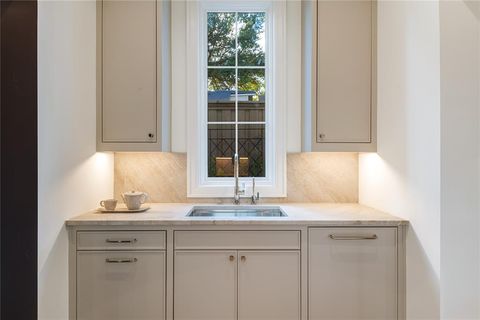 Tiny photo for 4104 Greenbrier Drive, University Park, TX 75225 (MLS # 21079517)