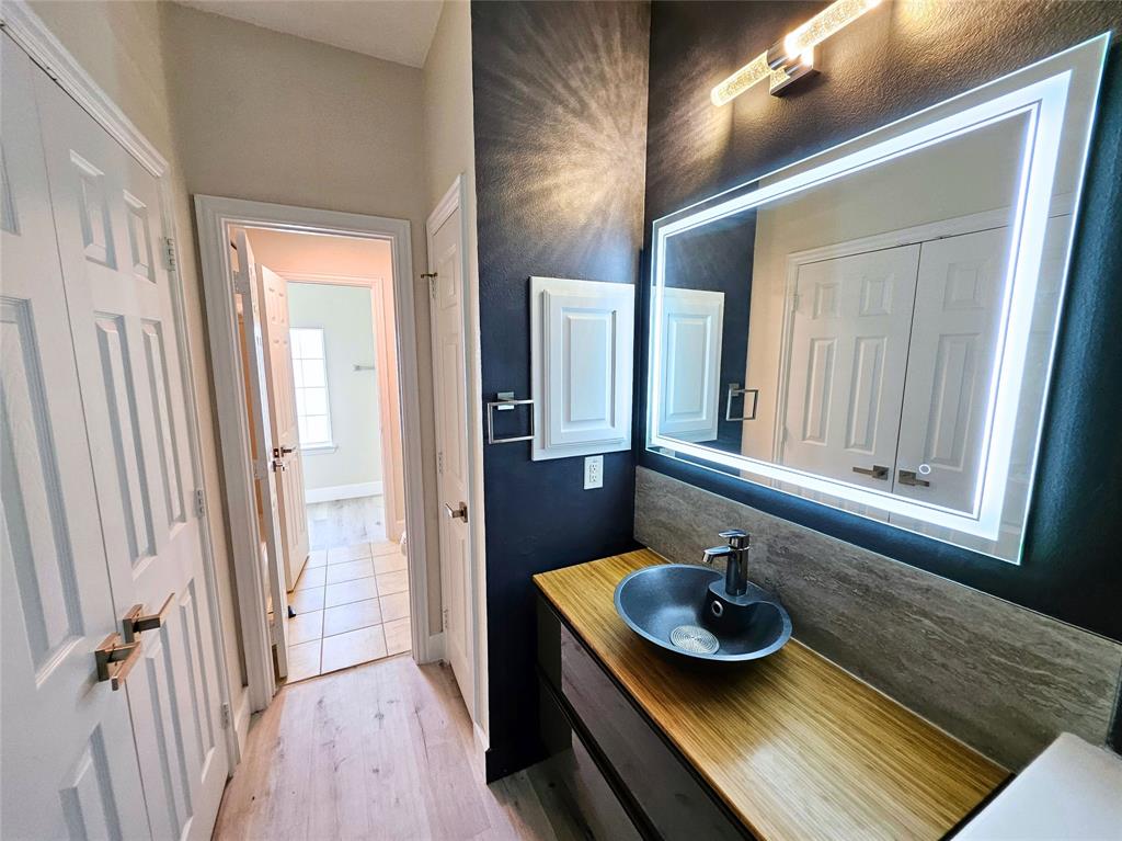 Saddlebrook Village Ph 1 - Residential Lease