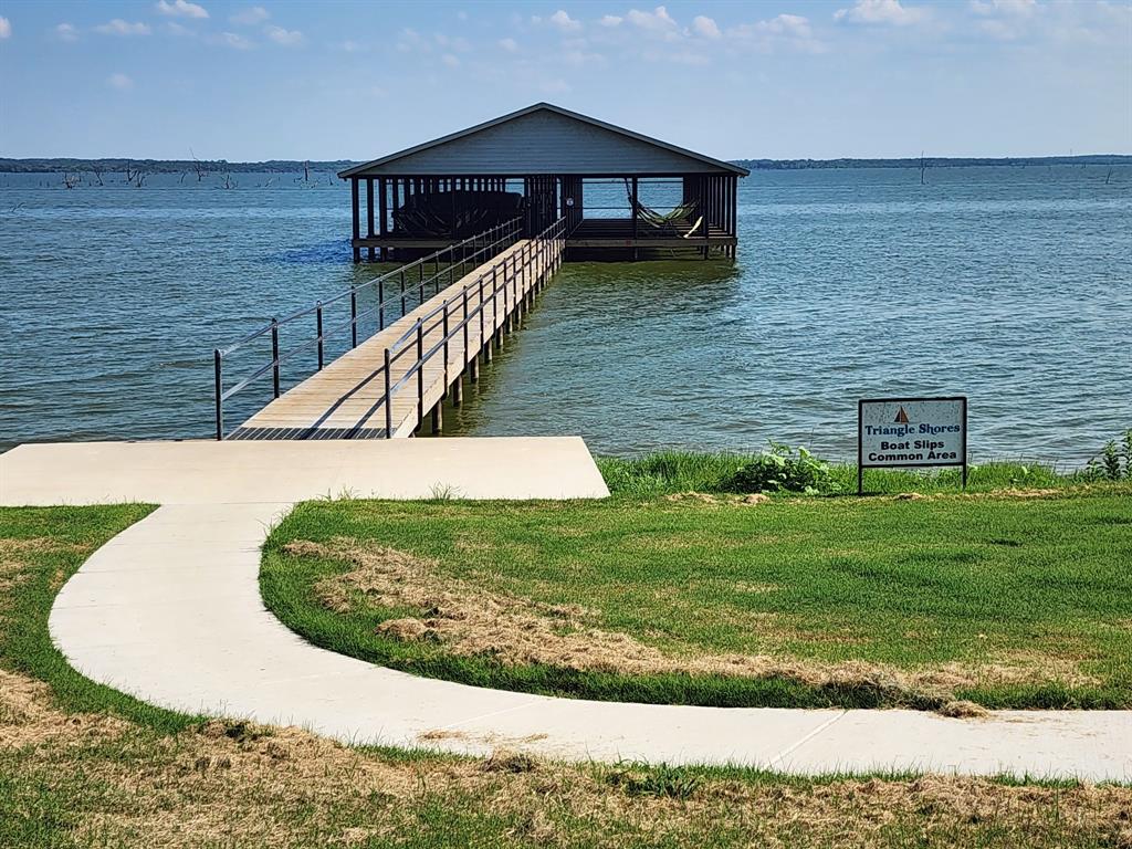 Triangle Shore - Land