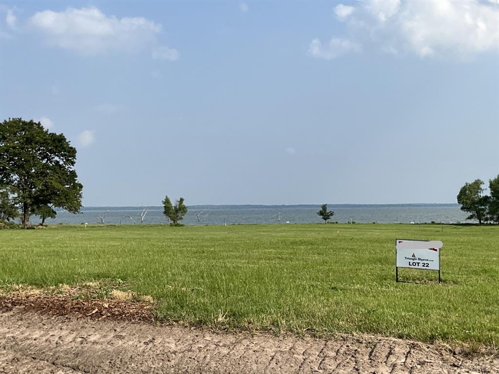 Triangle Shore - Land