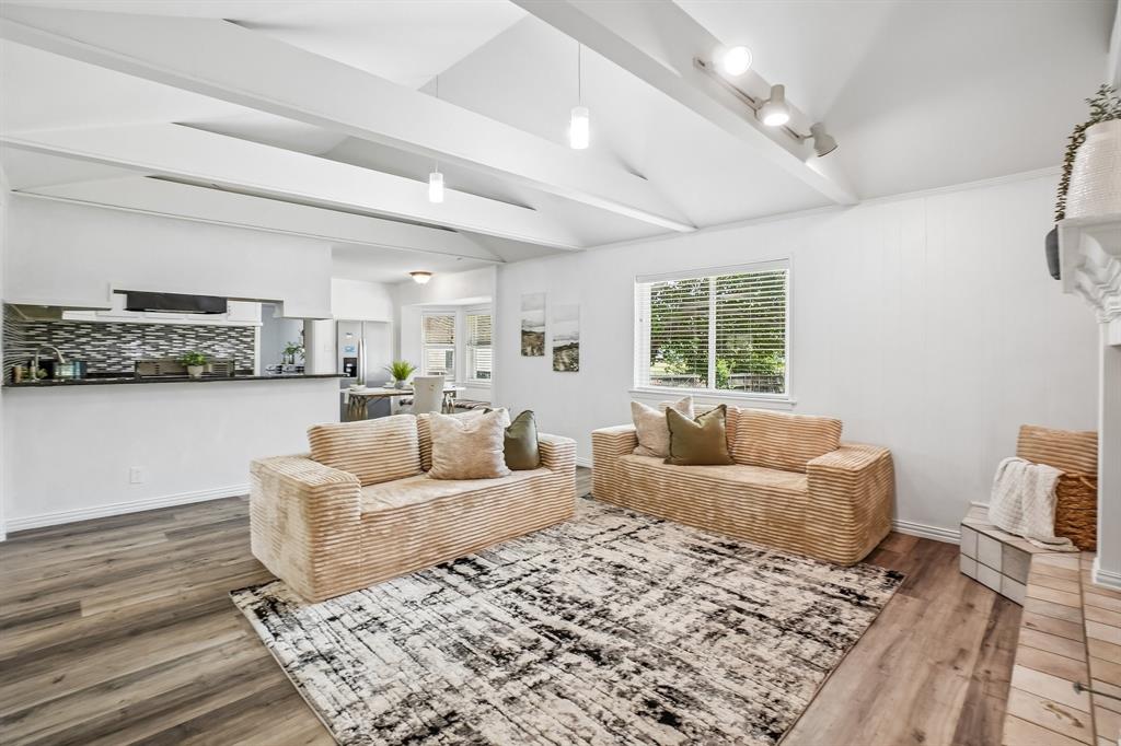 1224 Trailwood Drive