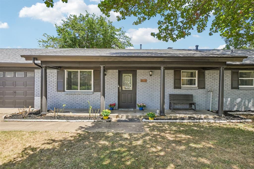 1224 Trailwood Drive