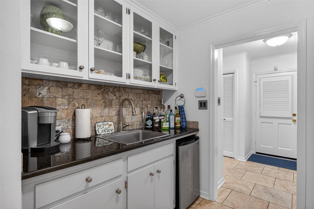 Street Spring Lake Estates - Residential