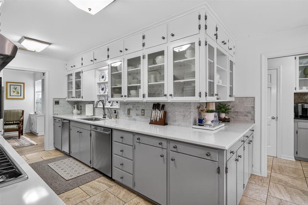 Street Spring Lake Estates - Residential