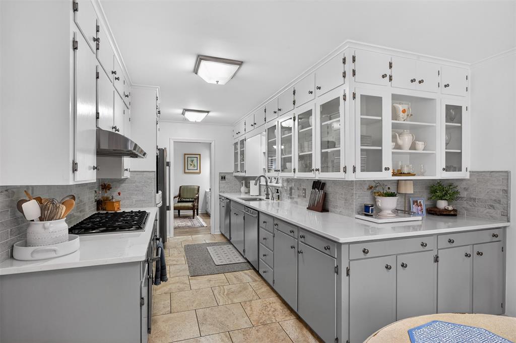 Street Spring Lake Estates - Residential