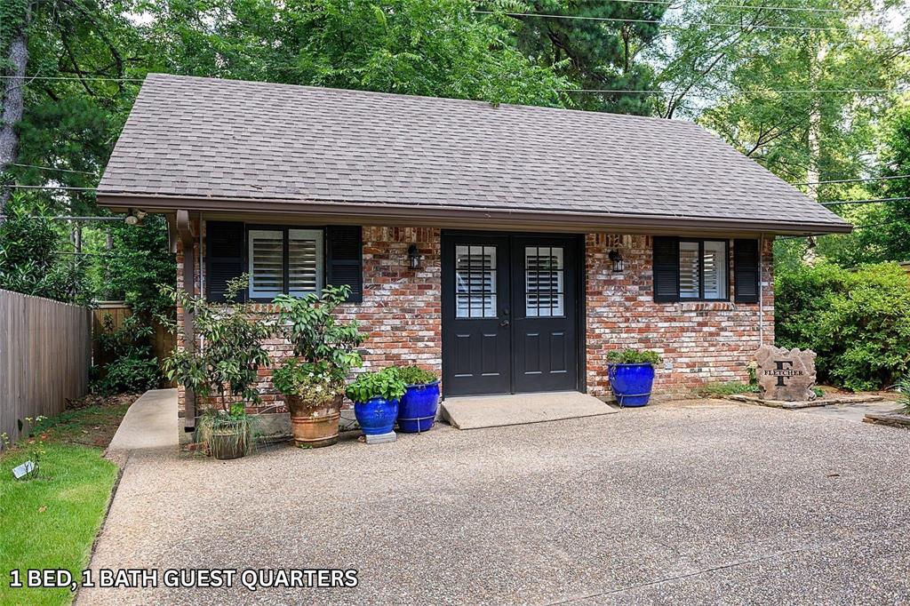 Street Spring Lake Estates - Residential