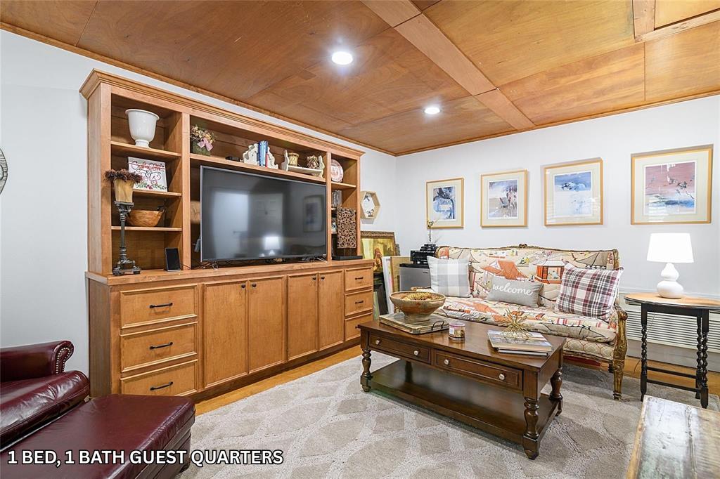 Street Spring Lake Estates - Residential