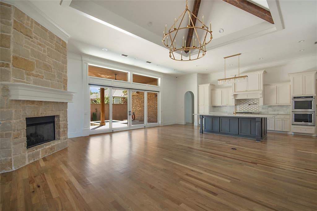 2624 Lake Shore Drive