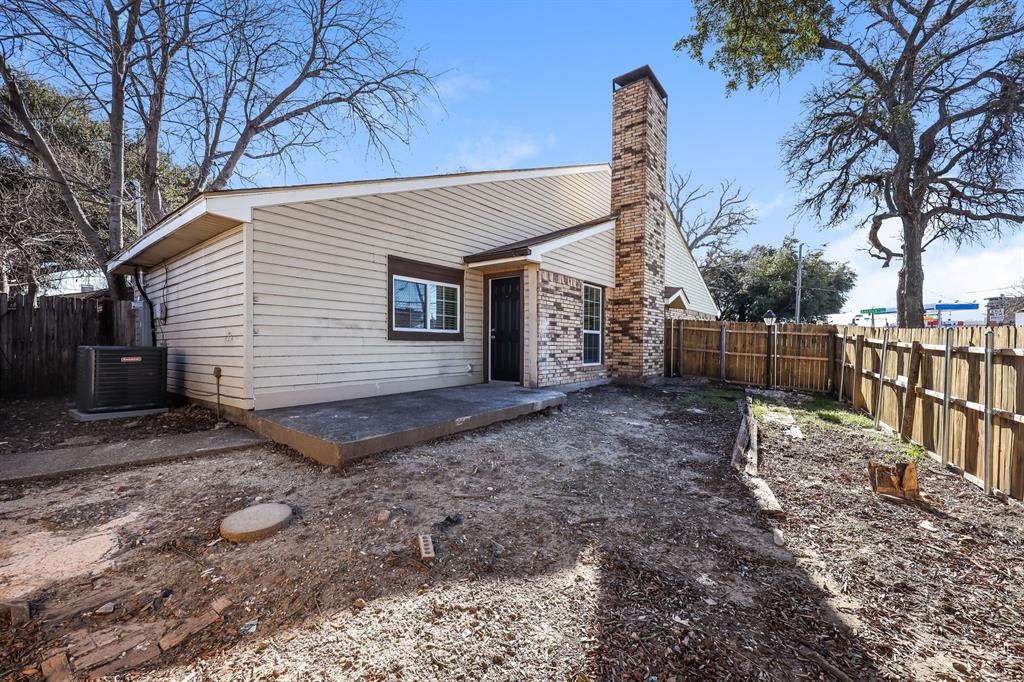 Apple Gate 02 - Residential