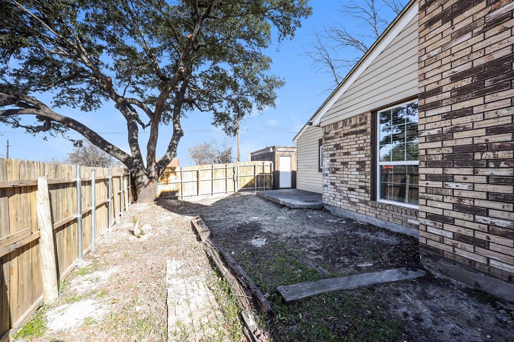 Apple Gate 02 - Residential