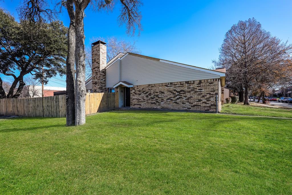 Apple Gate 02 - Residential