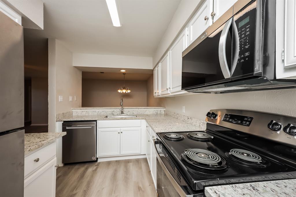 Apple Gate 02 - Residential