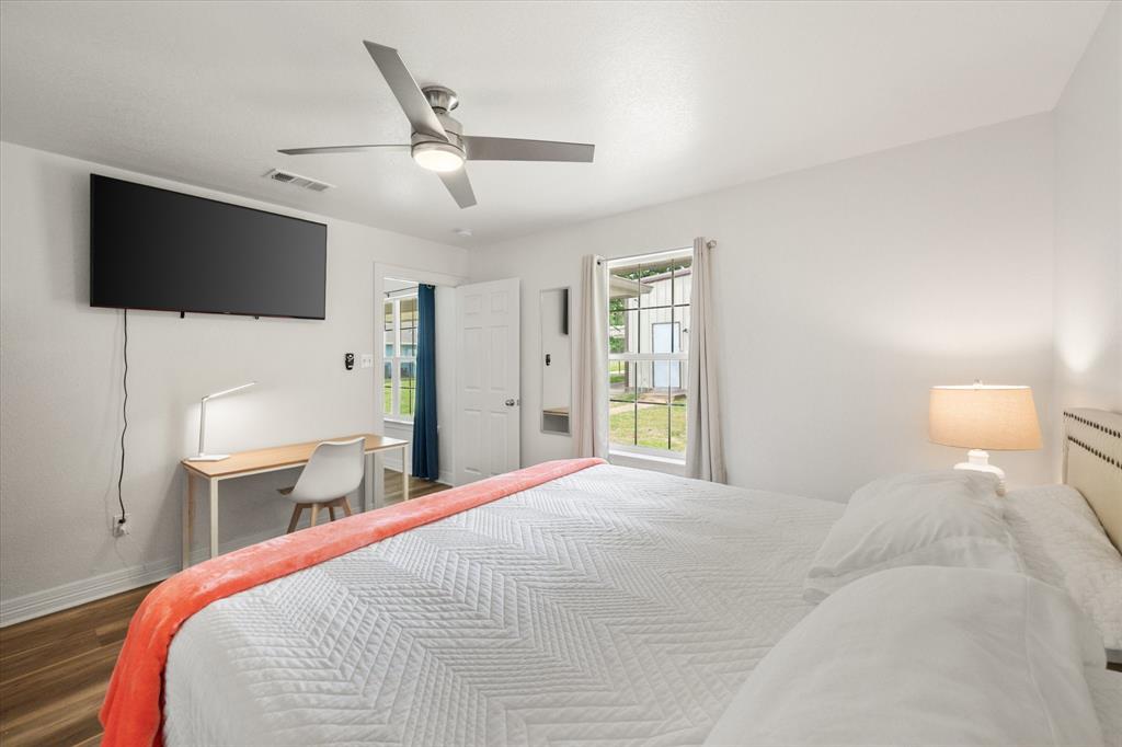 Mattie Caston Shores III - Residential