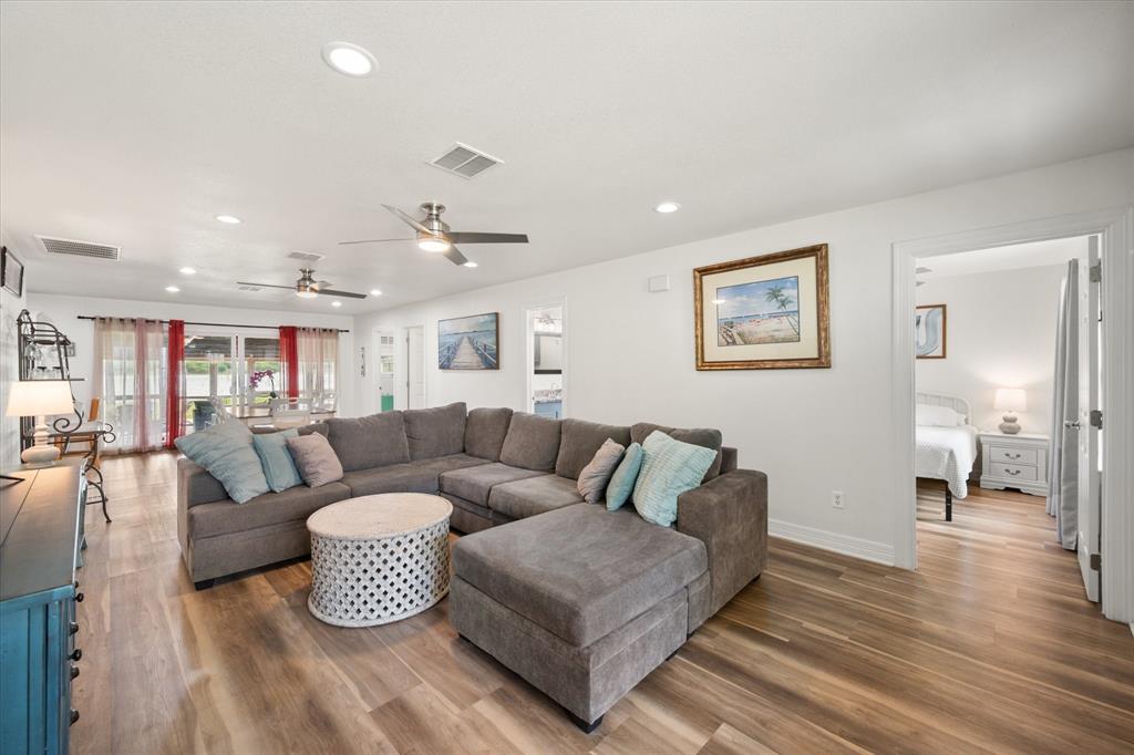 Mattie Caston Shores III - Residential