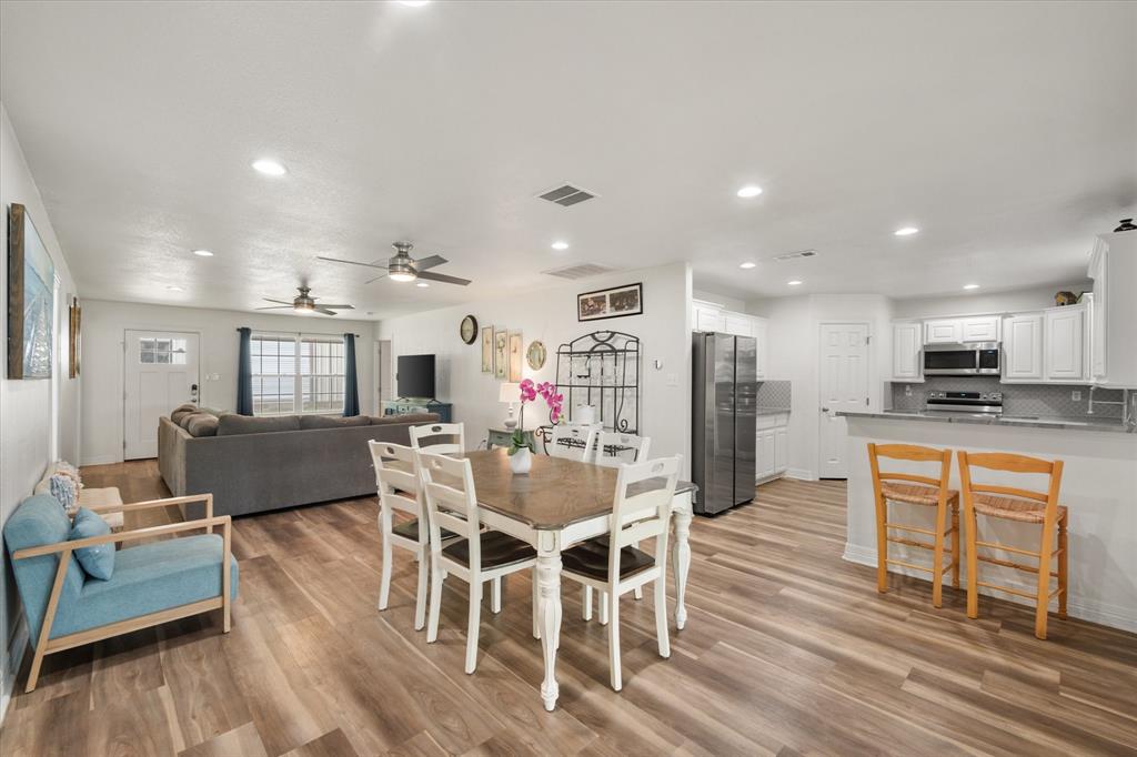 Mattie Caston Shores III - Residential