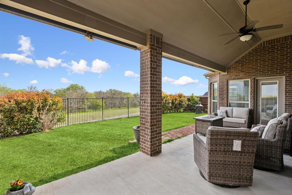 1013 Frisco Hills Boulevard