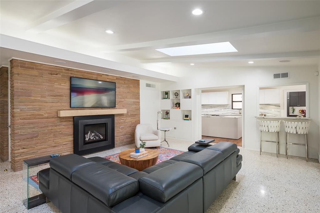 Russwood Acres - Residential