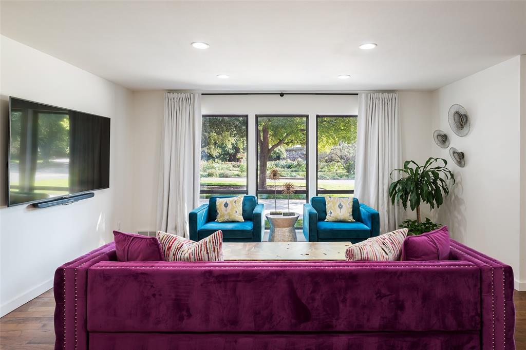 Russwood Acres - Residential